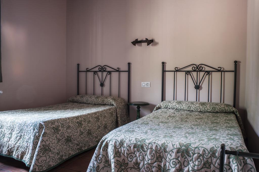 Ramajal Rural Guest House Horcajo  ภายนอก รูปภาพ